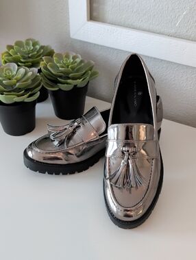 Bandolino Metallic Silver Tassel Loafers